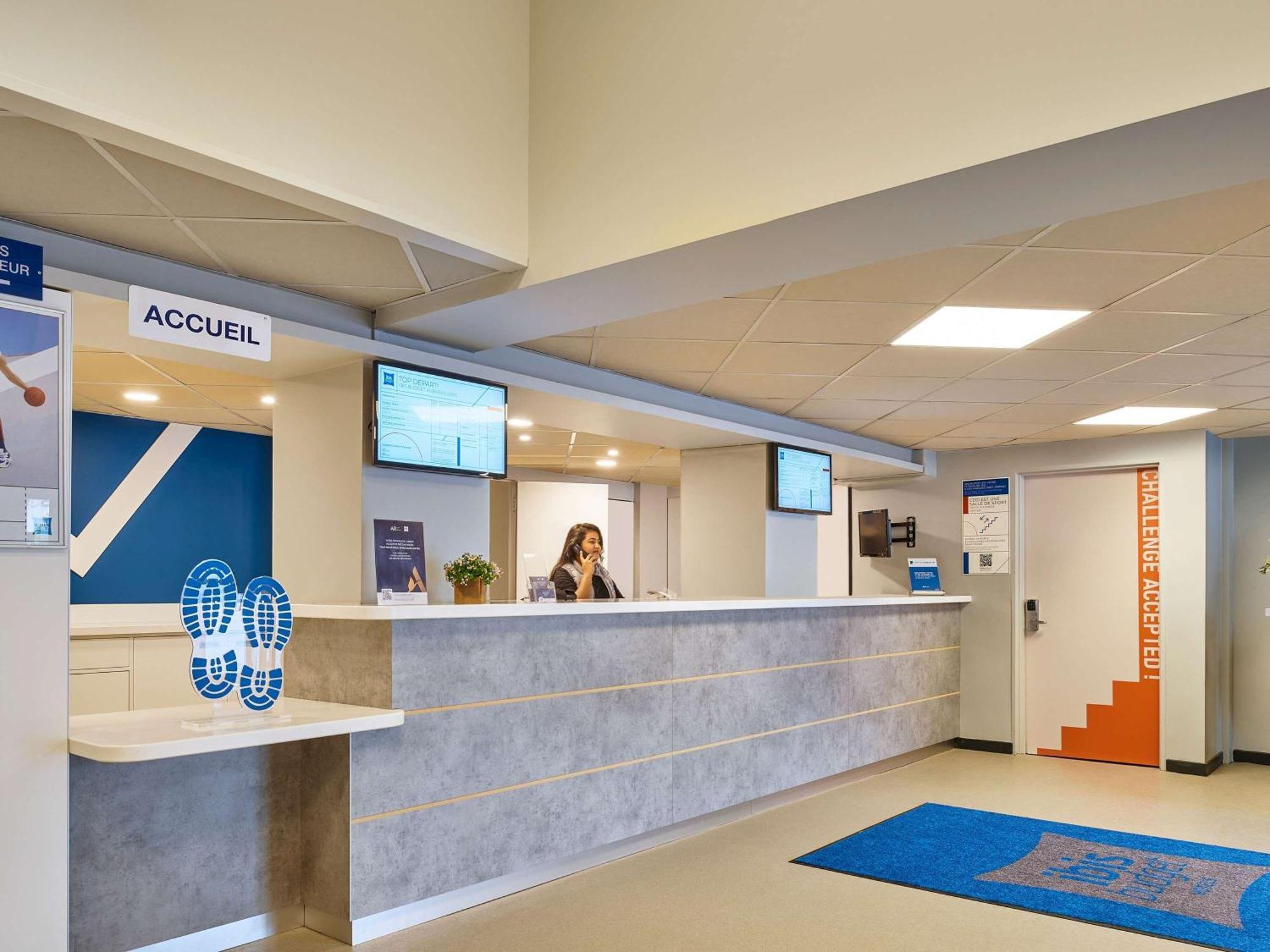 Ibis Budget Paris Porte D'Обервилье Экстерьер фото
